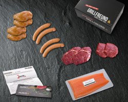 Grill-Geschenk Feuerwerk mit frischem Grillfleisch